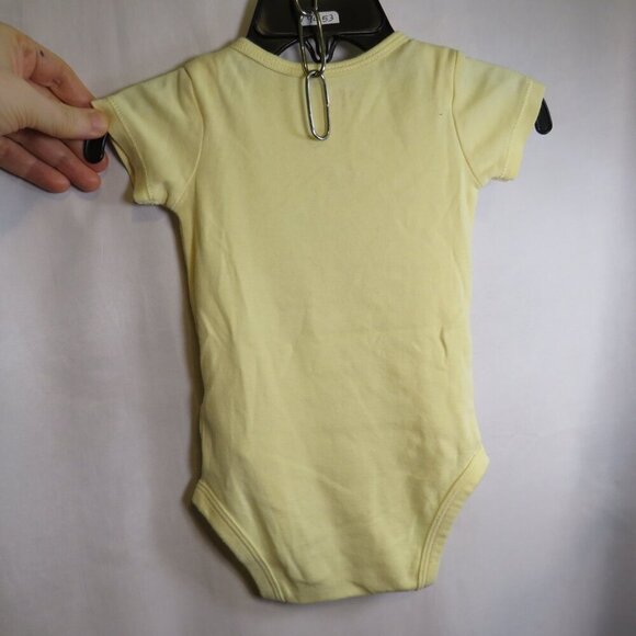 Baby Adding Little Friends Yellow Embroidered bodysuit 100% cotton pond animals - Picture 2 of 8
